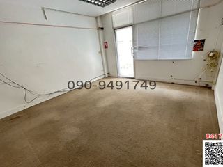 For rent 3 bedrooms retail Space in Bang Kho Laem, Bangkok