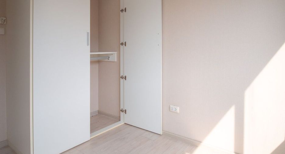 For sale 2 bedrooms condo in Khlong Luang, Pathum Thani