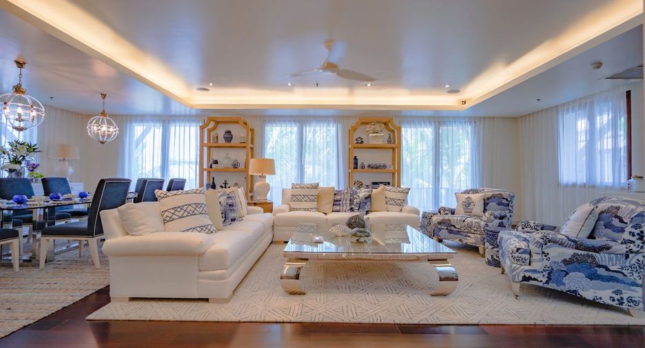 For sale 4 bedrooms condo in Mueang Phuket, Phuket