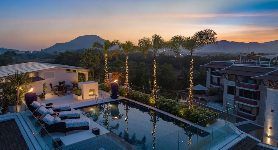 For sale 4 bedrooms condo in Mueang Phuket, Phuket