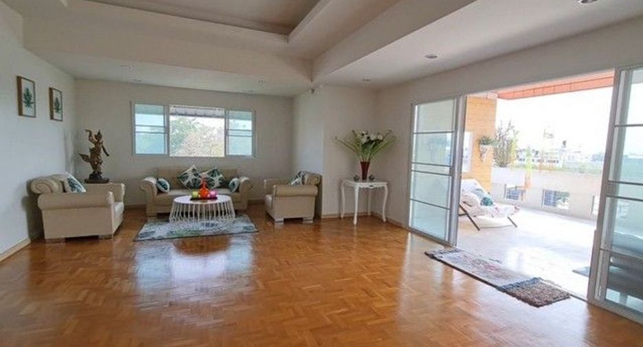 For sale 38 bedrooms apartment in Mueang Chiang Mai, Chiang Mai