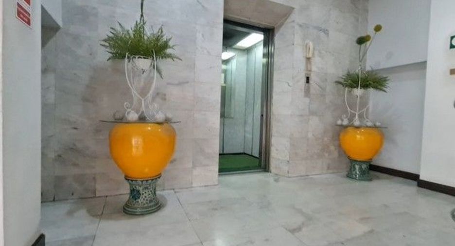 For sale 38 bedrooms apartment in Mueang Chiang Mai, Chiang Mai