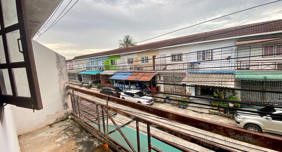 For sale 1 Beds townhouse in Mueang Surat Thani, Surat Thani