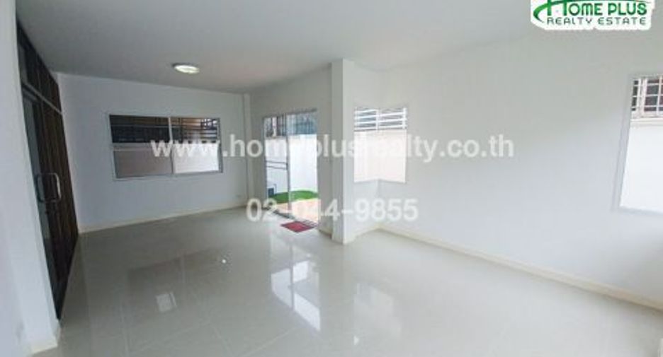 For sale 3 bedrooms house in Khlong Sam Wa, Bangkok