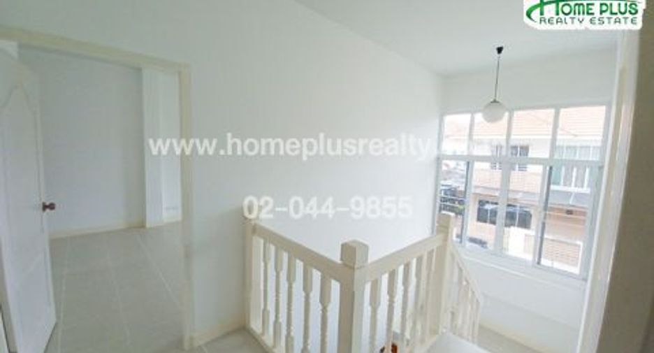 For sale 3 bedrooms house in Khlong Sam Wa, Bangkok