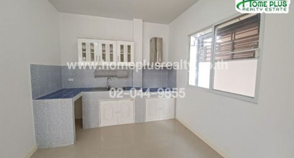 For sale 3 bedrooms house in Khlong Sam Wa, Bangkok