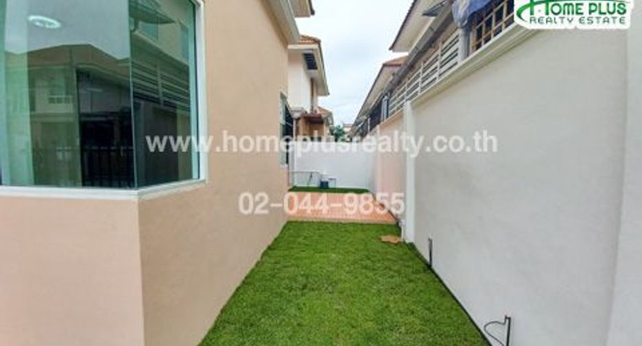 For sale 3 bedrooms house in Khlong Sam Wa, Bangkok