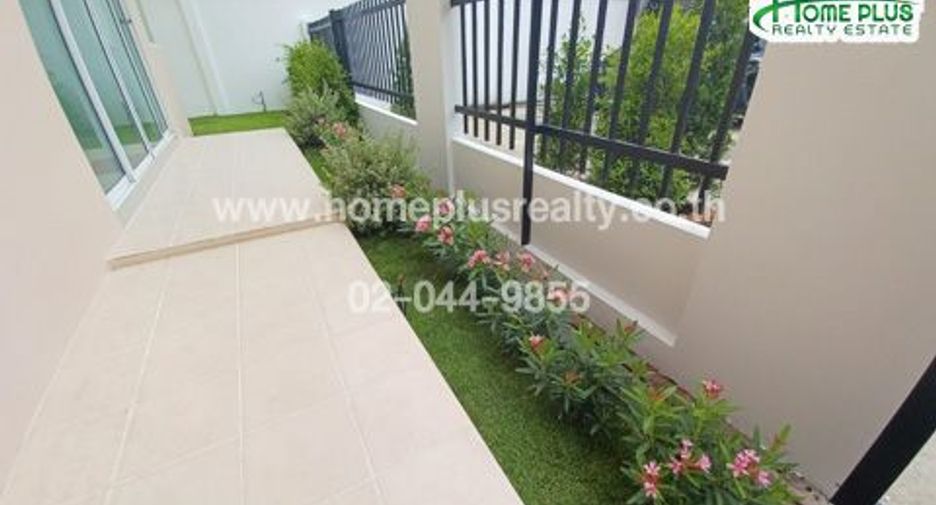 For sale 3 bedrooms house in Khlong Sam Wa, Bangkok