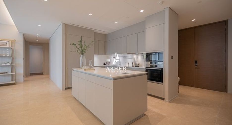 Wohnung zur Miete und zum Kauf mit 3 Zimmer in Pathum Wan, Bangkok