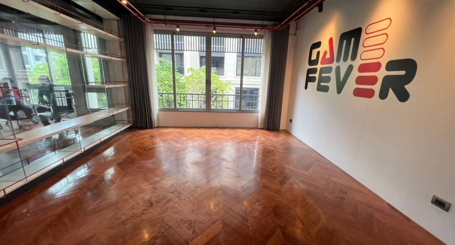 For rent 4 bedrooms office in Watthana, Bangkok