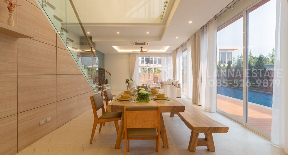 Villa zum Kauf mit 4 Zimmer in San Kamphaeng, Chiang Mai