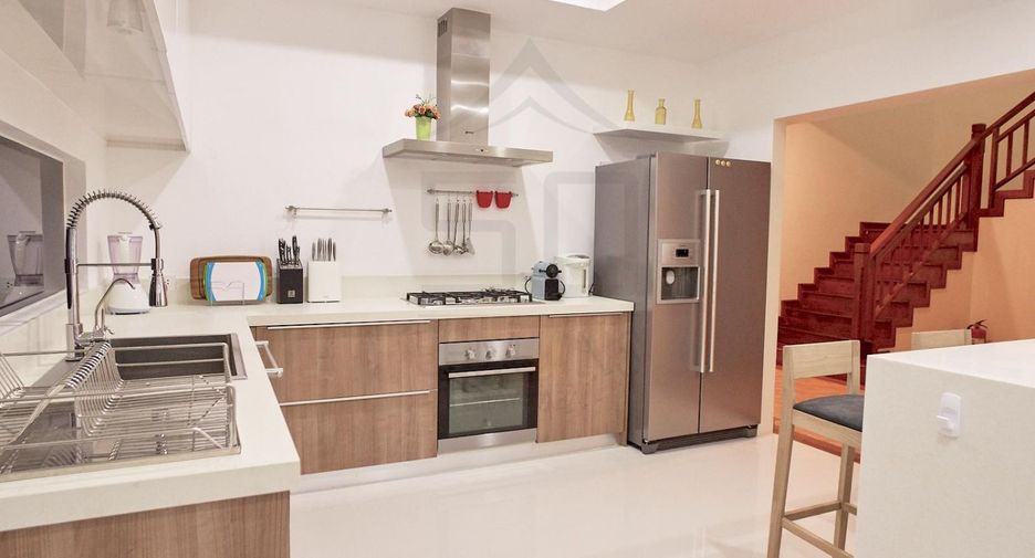 For rent and for sale 3 bedrooms villa in Thalang, Phuket