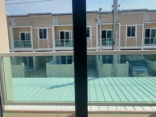 For rent 3 bed townhouse in Mueang Nakhon Pathom, Nakhon Pathom