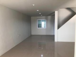 For rent 3 bed townhouse in Nakhon Chai Si, Nakhon Pathom