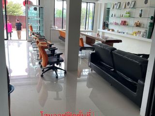 For sale 8 Beds warehouse in Nong Suea, Pathum Thani