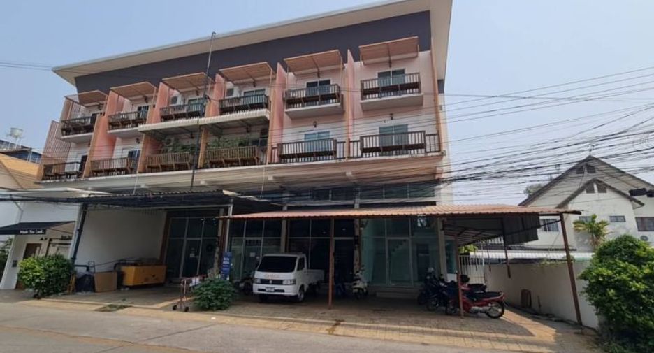 For sale 3 bedrooms retail Space in Mueang Chiang Mai, Chiang Mai