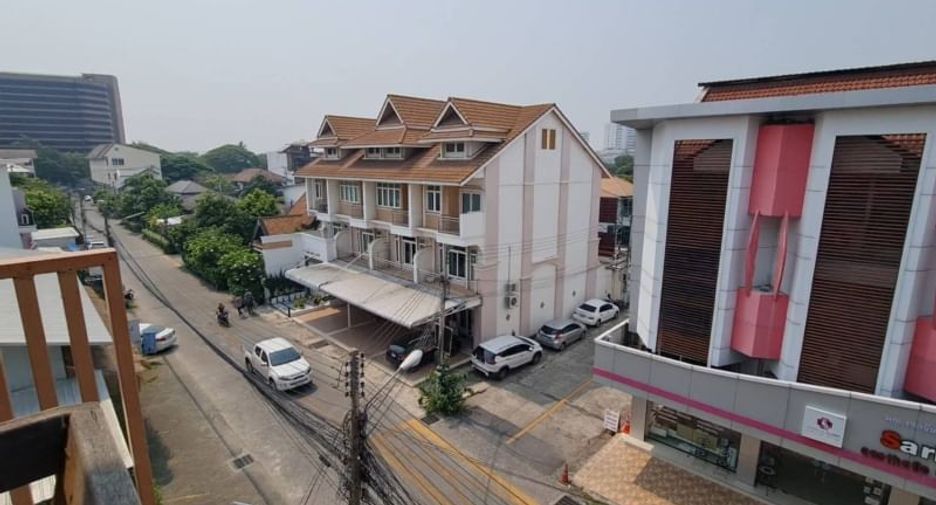 For sale 3 bedrooms retail Space in Mueang Chiang Mai, Chiang Mai