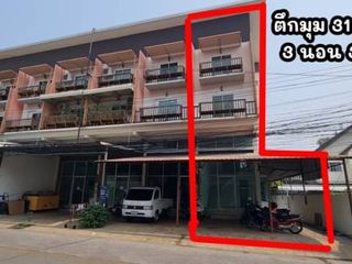 For sale 3 bed retail Space in Mueang Chiang Mai, Chiang Mai