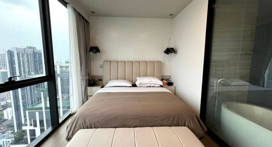 For sale 2 bedrooms condo in Khlong Toei, Bangkok