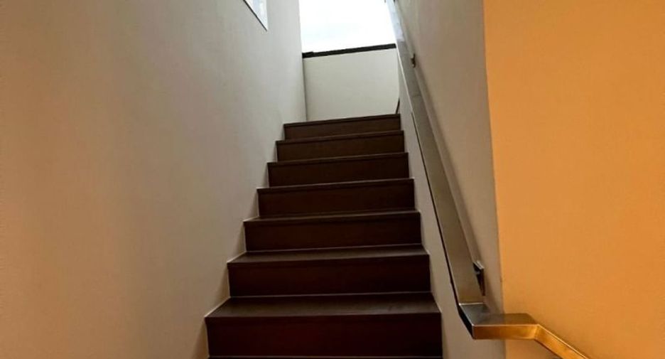 For sale 2 bedrooms condo in Khlong Toei, Bangkok