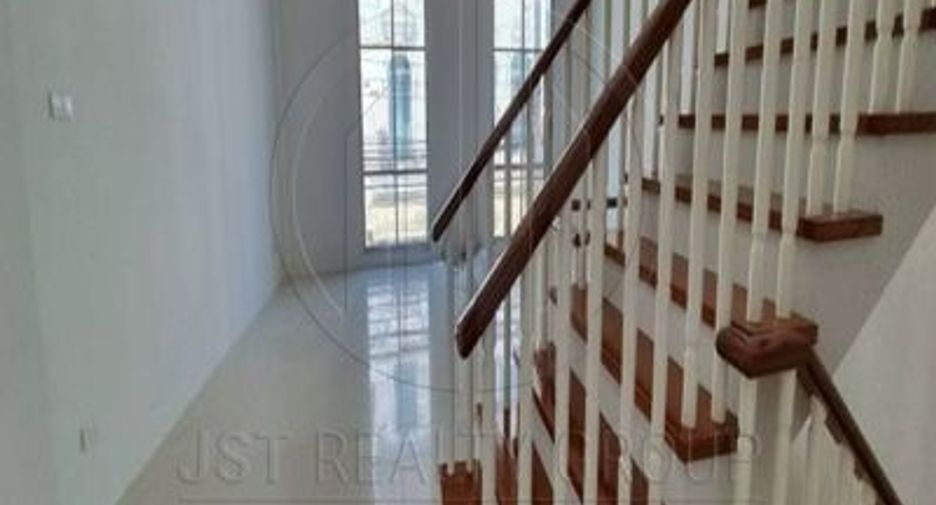 Haus zum Kauf mit 3 Zimmer in Bang Kho Laem, Bangkok