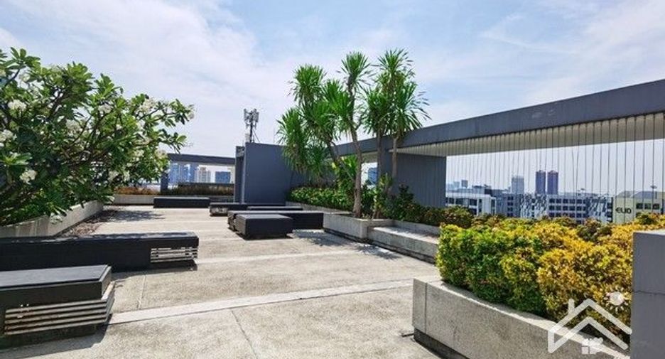 À vendre 1 chambre condo à Phra Khanong, Bangkok