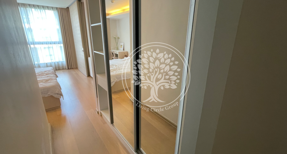 For sale 1 bed condo in Khlong Toei, Bangkok