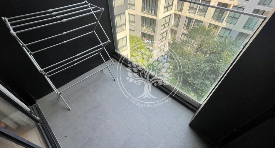 For sale 1 bed condo in Khlong Toei, Bangkok