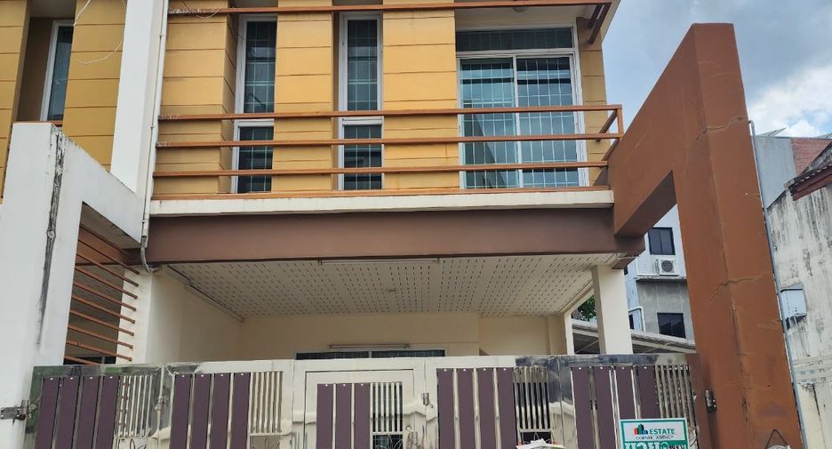 For sale 4 bed townhouse in Bang Sue, Bangkok