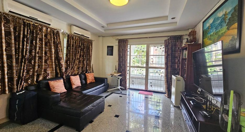 For sale 3 bedrooms house in Prawet, Bangkok
