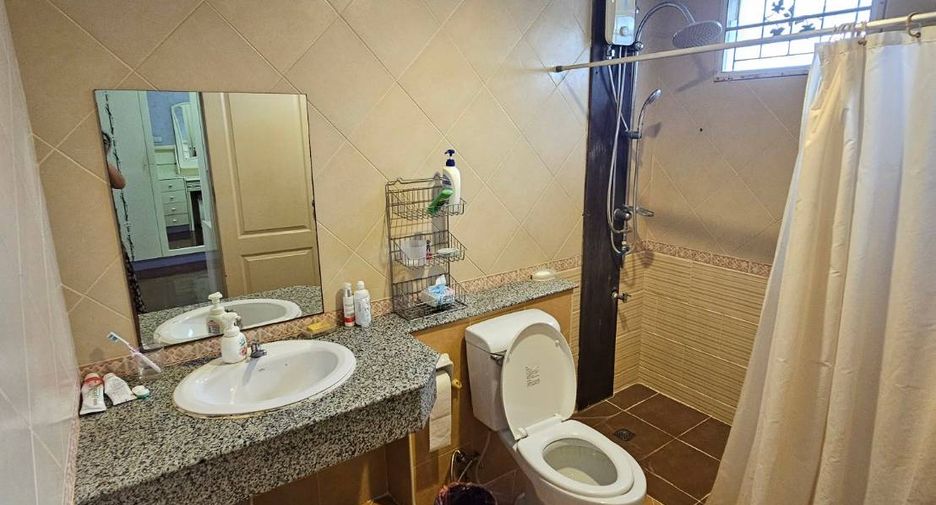For sale 3 bedrooms house in Prawet, Bangkok