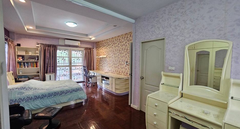For sale 3 bedrooms house in Prawet, Bangkok