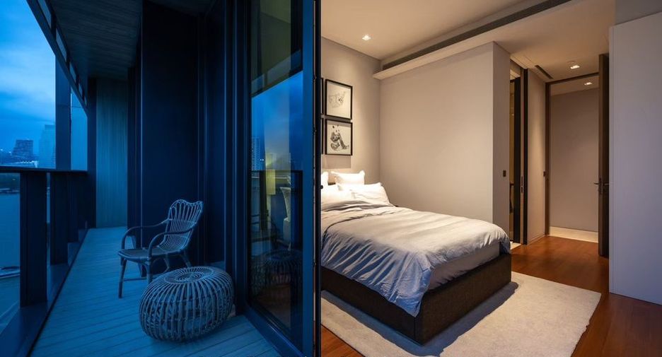For sale 2 bed condo in Khlong San, Bangkok