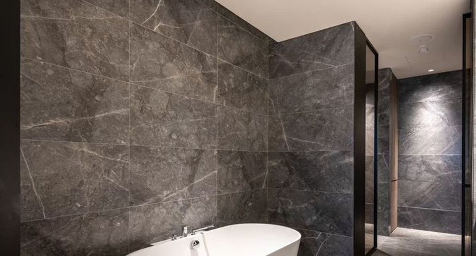 For sale 2 bed condo in Khlong San, Bangkok
