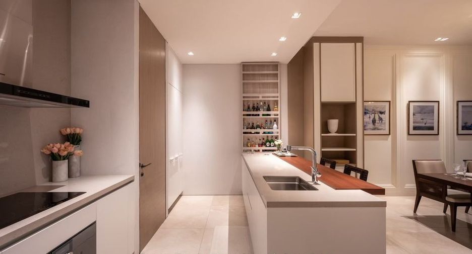For sale 2 bed condo in Khlong San, Bangkok