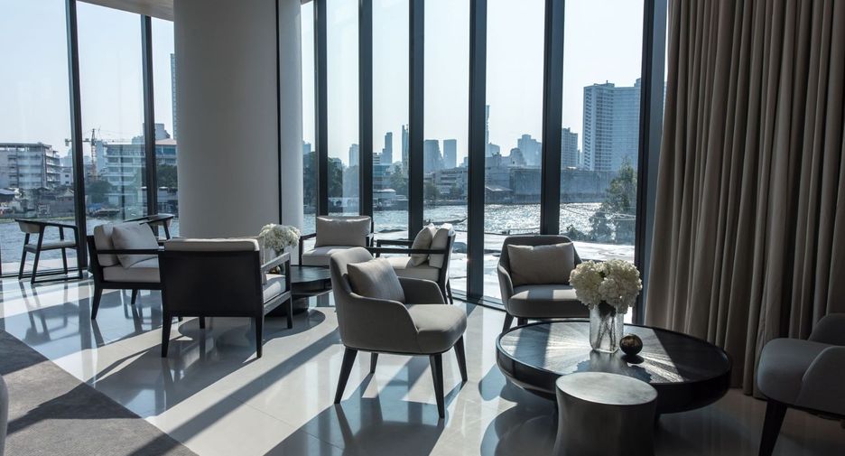 For sale 2 bed condo in Khlong San, Bangkok