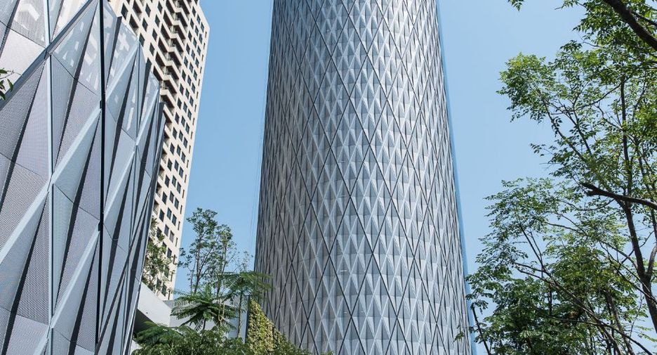 For sale 2 bed condo in Khlong San, Bangkok