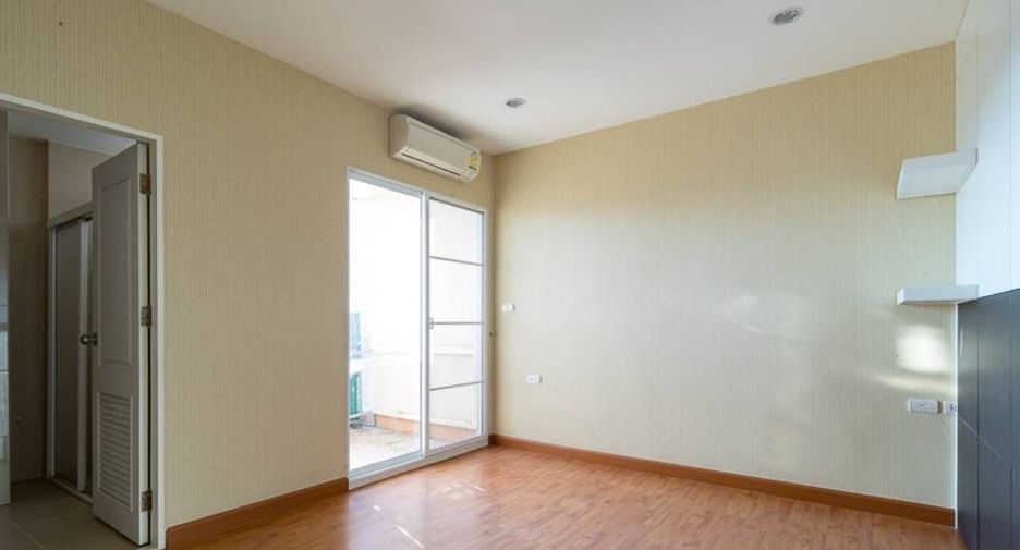 Продажа 2 спальни кондо в Сатхон, Бангкок