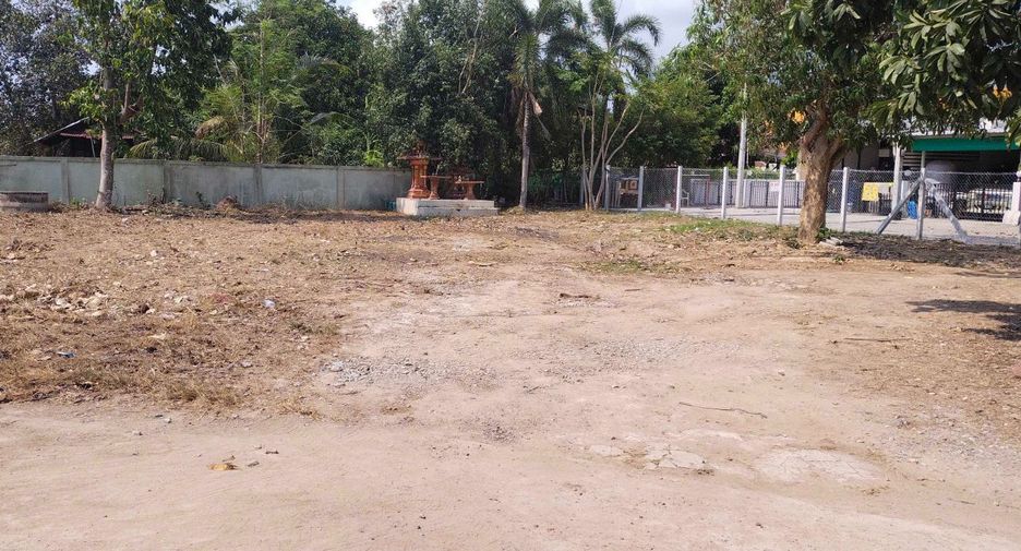 出售 土地 在 Bang Lamung, Chon Buri