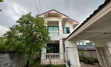 À vendre 3 chambres maison à Bang Khen, Bangkok