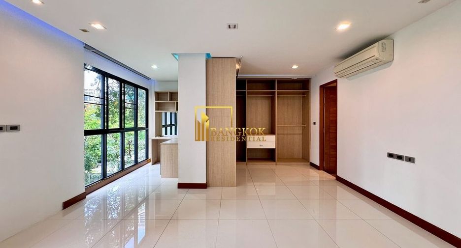 For rent 3 ベッドルーム apartment in Khlong Toei, Bangkok