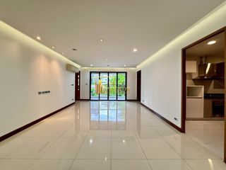 For rent 3 ベッドルーム apartment in Khlong Toei, Bangkok