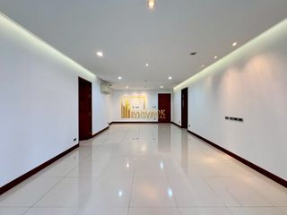 For rent 3 ベッドルーム apartment in Khlong Toei, Bangkok