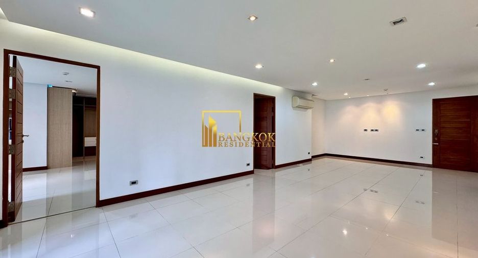 For rent 3 ベッドルーム apartment in Khlong Toei, Bangkok
