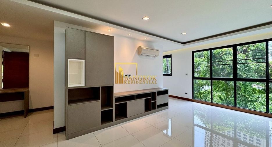 For rent 3 ベッドルーム apartment in Khlong Toei, Bangkok