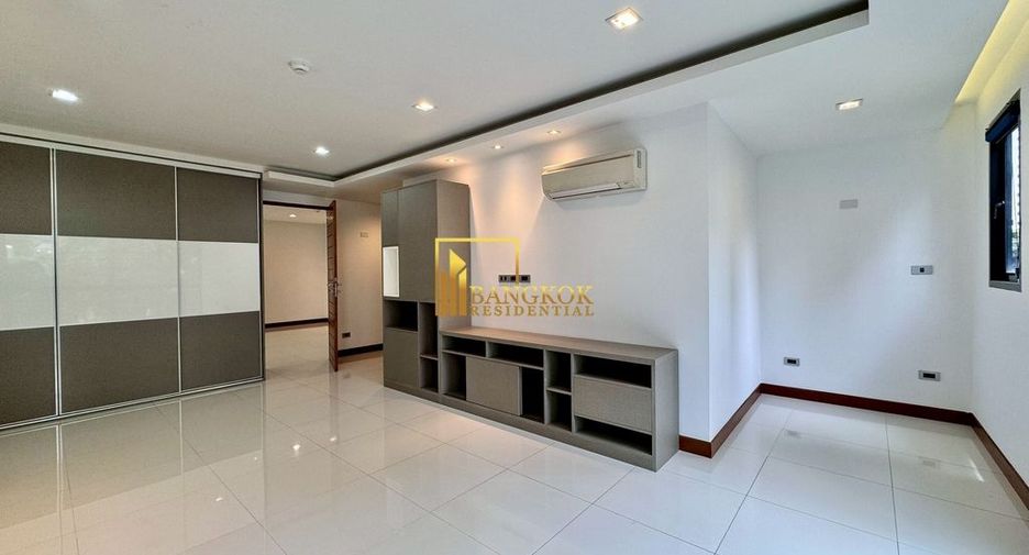 For rent 3 ベッドルーム apartment in Khlong Toei, Bangkok