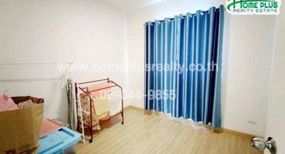 Reihenhaus zum Kauf mit 3 Zimmer in Mueang Pathum Thani, Pathum Thani