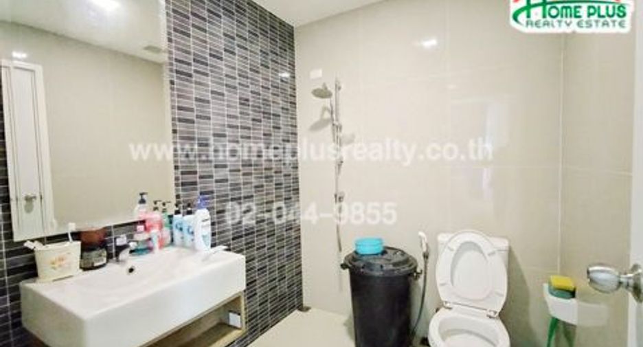 Reihenhaus zum Kauf mit 3 Zimmer in Mueang Pathum Thani, Pathum Thani
