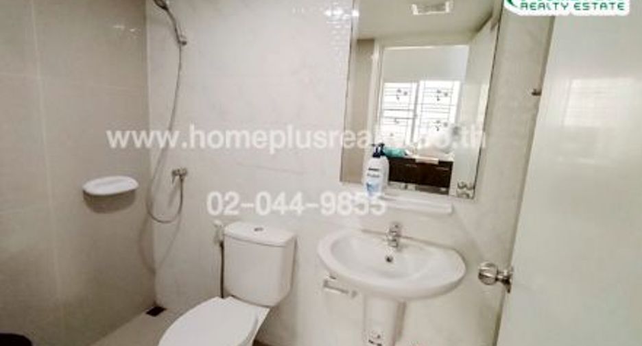 Reihenhaus zum Kauf mit 3 Zimmer in Mueang Pathum Thani, Pathum Thani