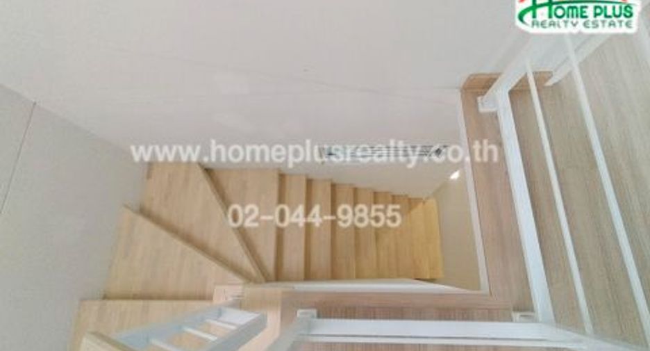 Reihenhaus zum Kauf mit 3 Zimmer in Mueang Pathum Thani, Pathum Thani